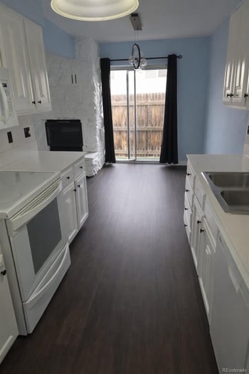 9884 Appletree Pl, Thornton, CO 80260