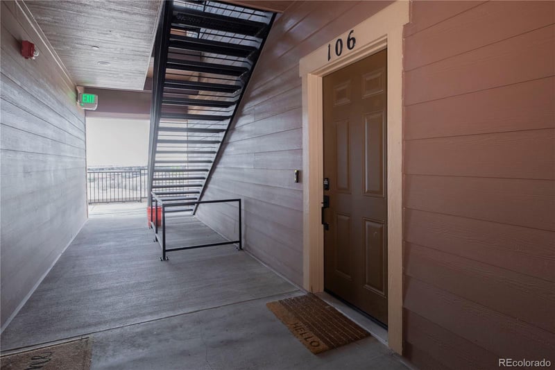 9962 Victoria Pl #106, Littleton, CO 80127