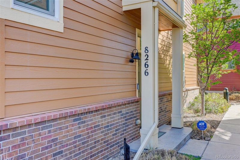 8266 E 24th Dr, Denver, CO 80238