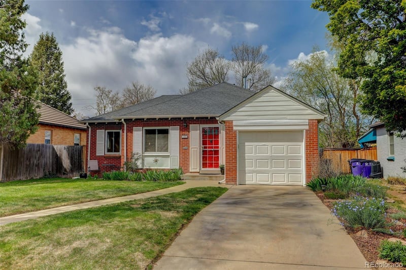 1381 Newport St, Denver, CO 80220