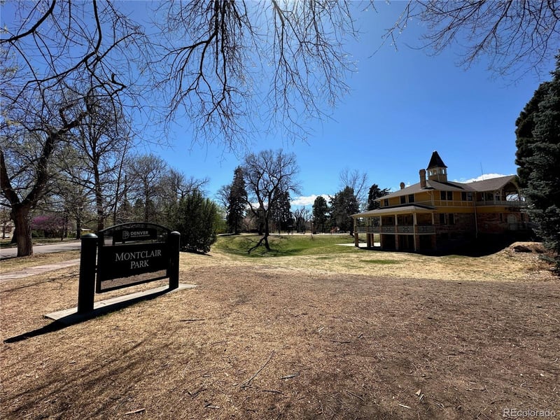 1381 Newport St, Denver, CO 80220