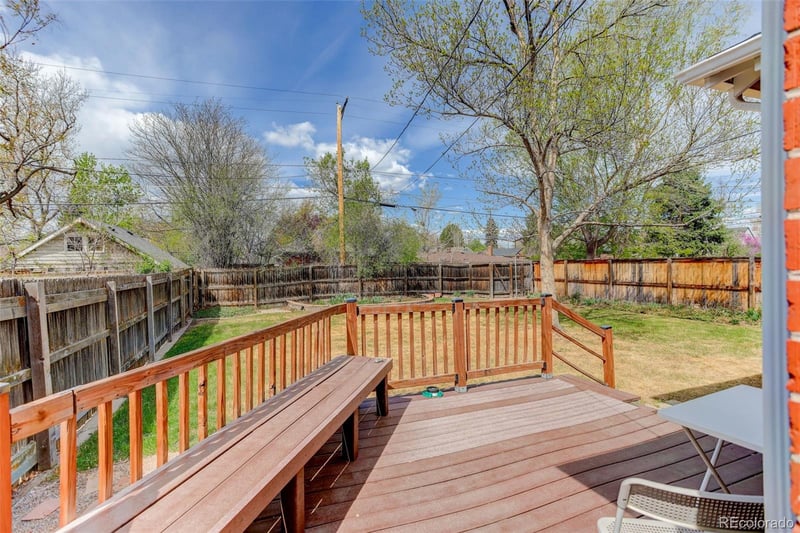 1381 Newport St, Denver, CO 80220