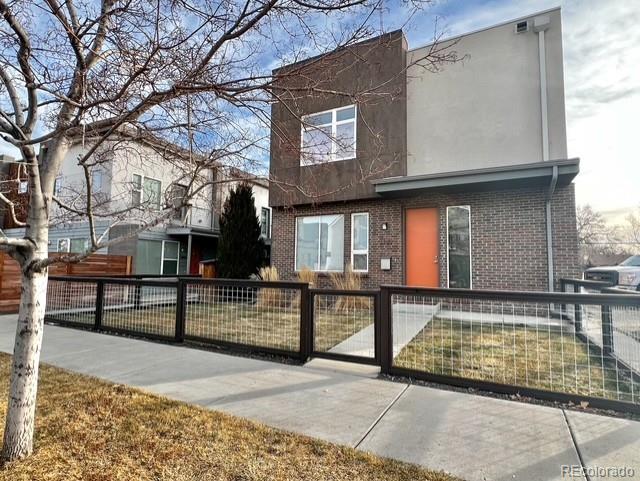 3440 Albion St, Denver, CO 80207