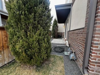 3440 Albion St, Denver, CO 80207