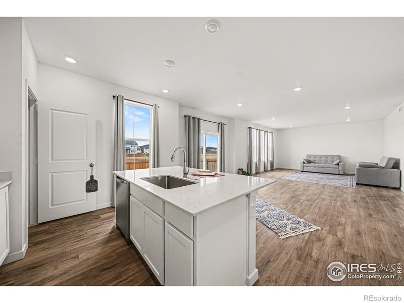 5548 Runge Ct, Timnath, CO 80547