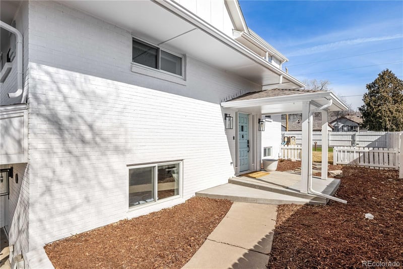 110 Cantril St, Castle Rock, CO 80104