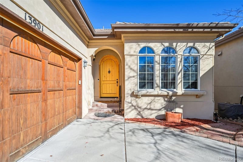 13901 Saratoga Pl, Aurora, CO 80015