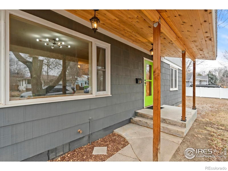 925 Harrison Ave, Loveland, CO 80537