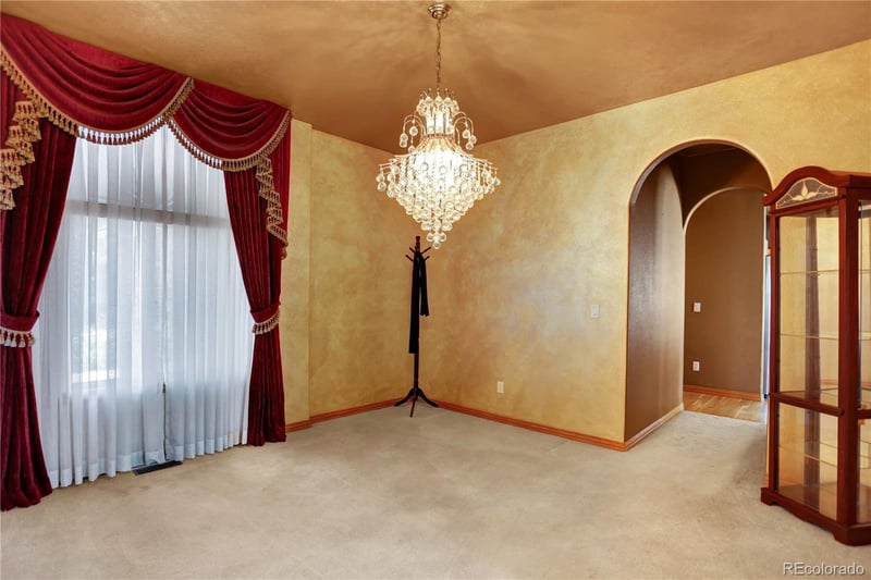 16627 1st Ave, Golden, CO 80401