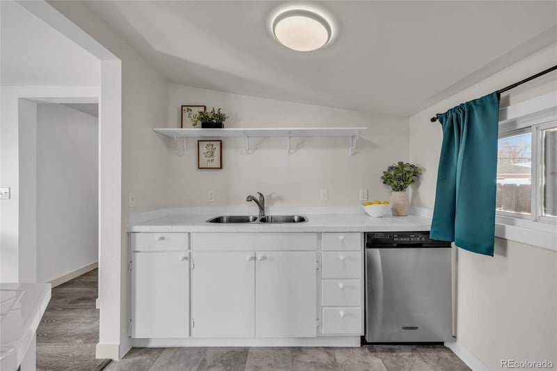 45 Julian St, Denver, CO 80219