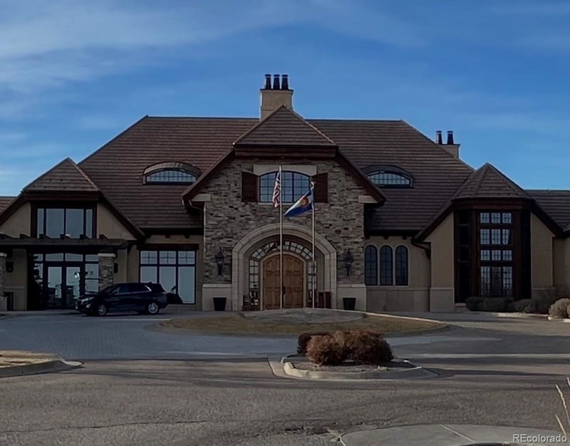 27105 E Long Pl, Aurora, CO 80016