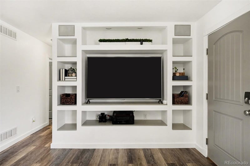 10621 Oak St, Westminster, CO 80021