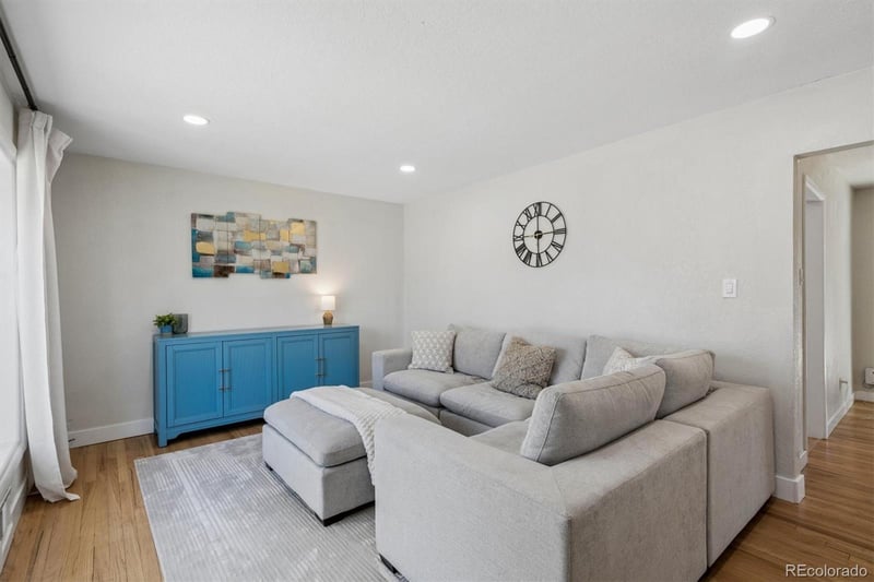 2590 Birch St, Denver, CO 80222