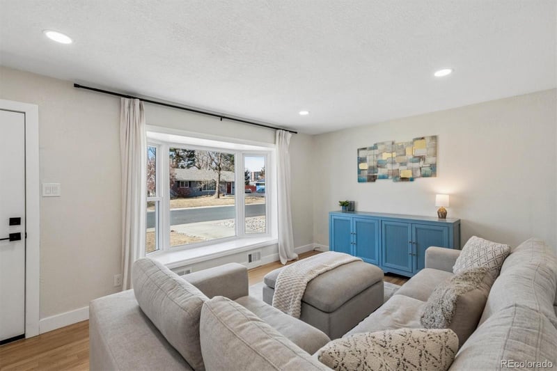 2590 Birch St, Denver, CO 80222