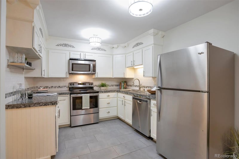 9625 Center Ave #11A, Denver, CO 80247