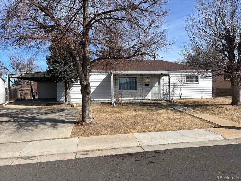 756 Vaughn St, Aurora, CO 80011