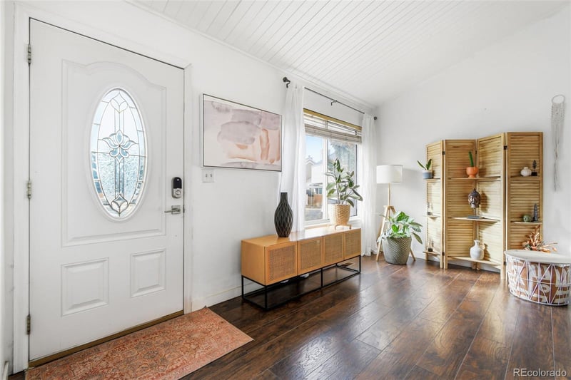 19462 Milan Cir, Aurora, CO 80013