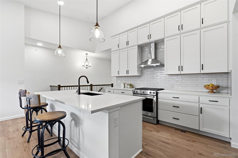 8283 Queen St, Littleton, CO 80127