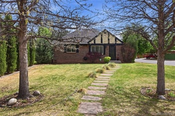 1000 Locust St, Denver, CO 80220