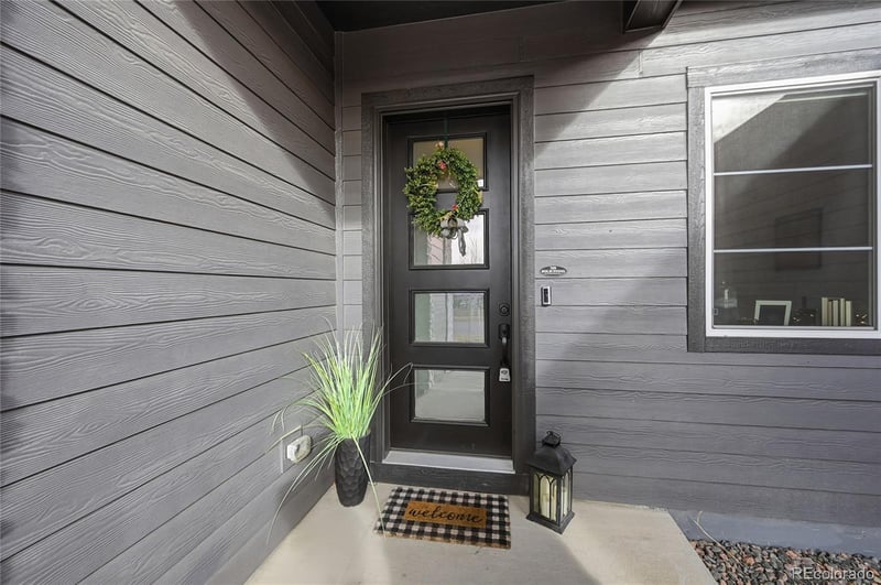 8708 Quatar St, Aurora, CO 80016