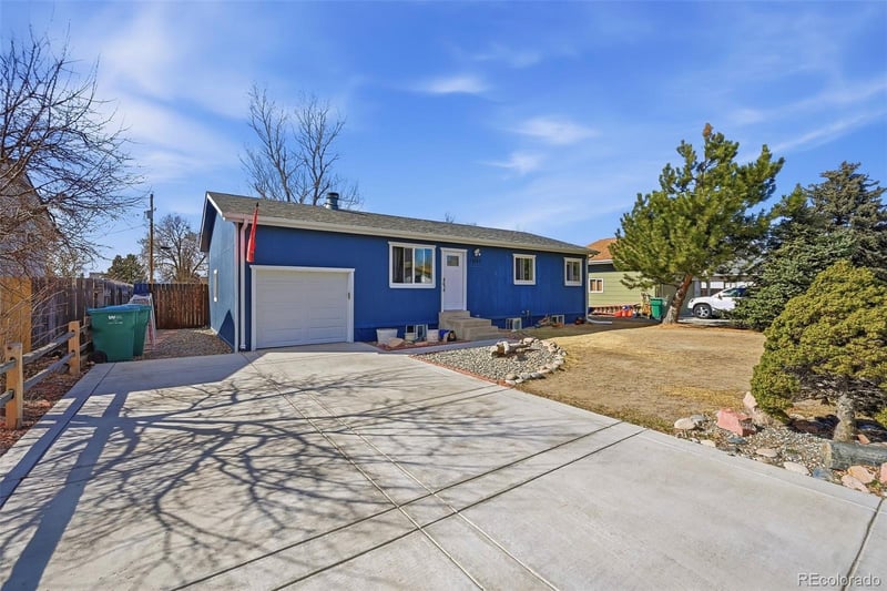 11887 Clayson St, Parker, CO 80138