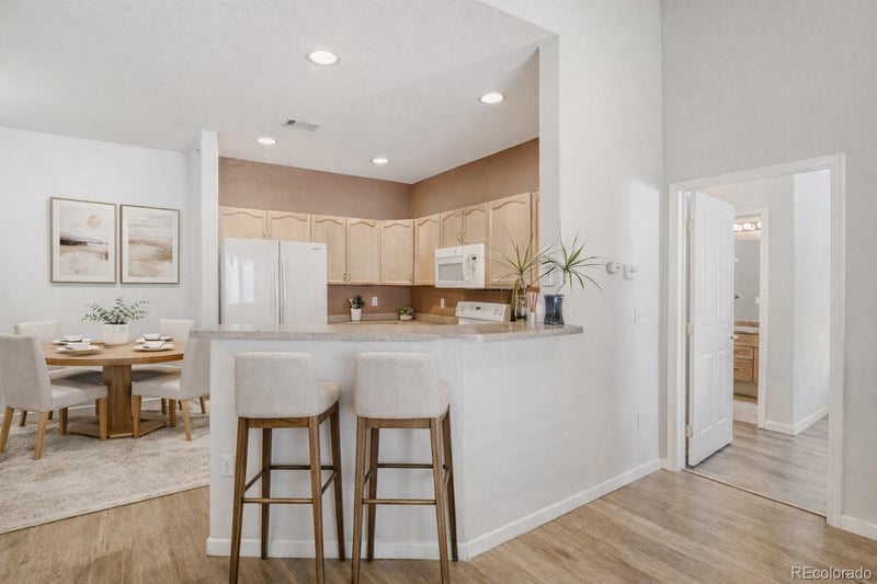 9692 Coco Cir #304, Littleton, CO 80128