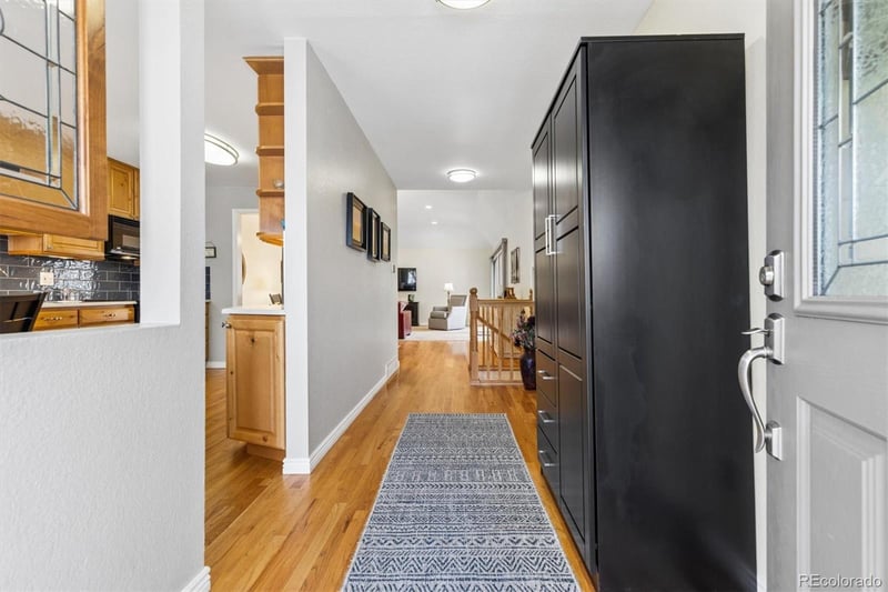 101 Upham Ct, Lakewood, CO 80226