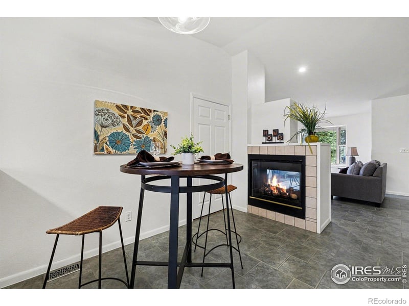 1049 Tierra Ln #B, Fort Collins, CO 80521