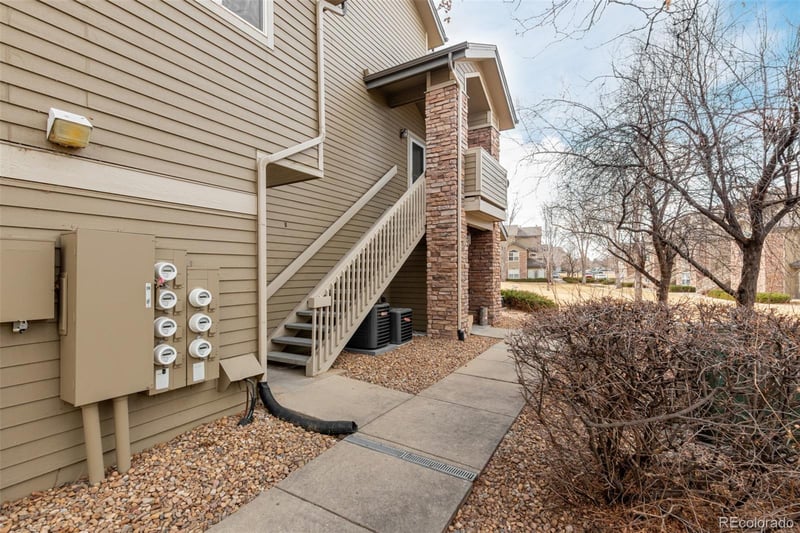 18242 Flora Pl #B, Aurora, CO 80013
