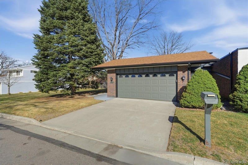 7472 Cedar Cir, Lakewood, CO 80226