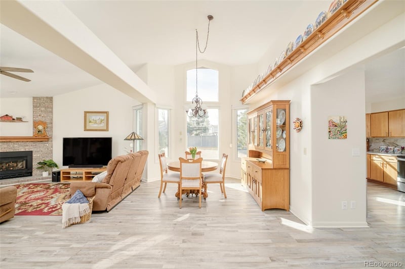 9670 La Salle Ave, Lakewood, CO 80227