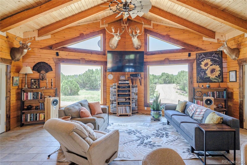 254 Sunset Ct, Walsenburg, CO 81089