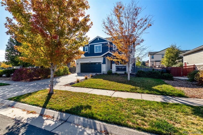 19472 63rd Dr, Aurora, CO 80019