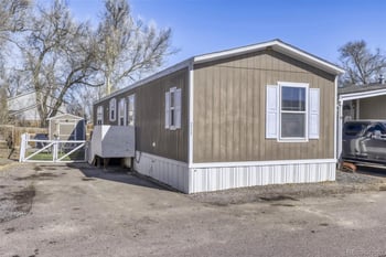 211 B St, Evans, CO 80620