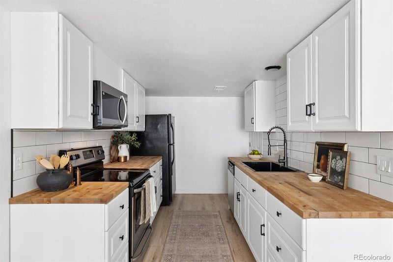 14524 13th Ave, Aurora, CO 80011