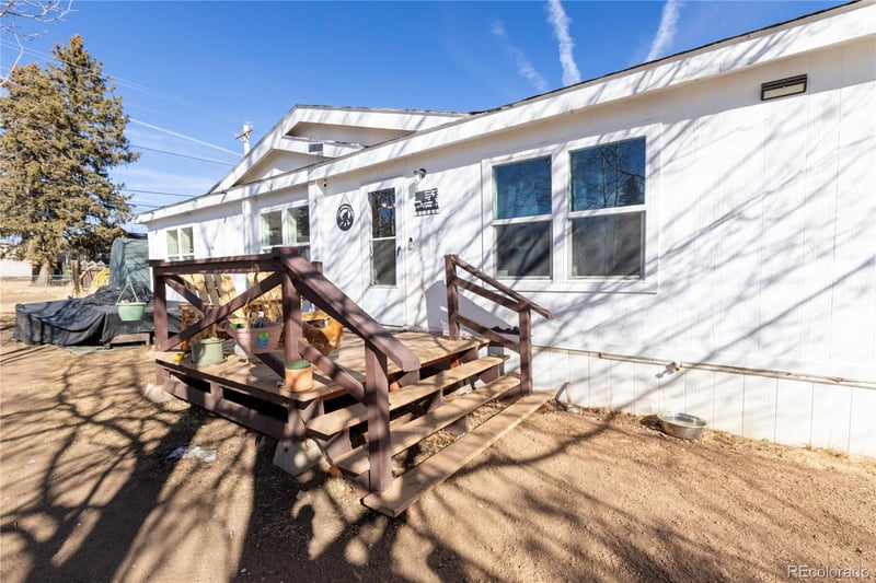 311 Eaton Ave, Cripple Creek, CO 80813