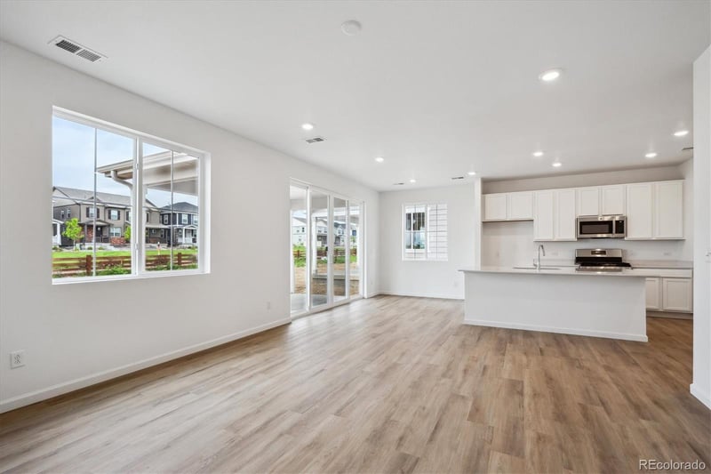 580 Douglas Fir Pl, Johnstown, CO 80534