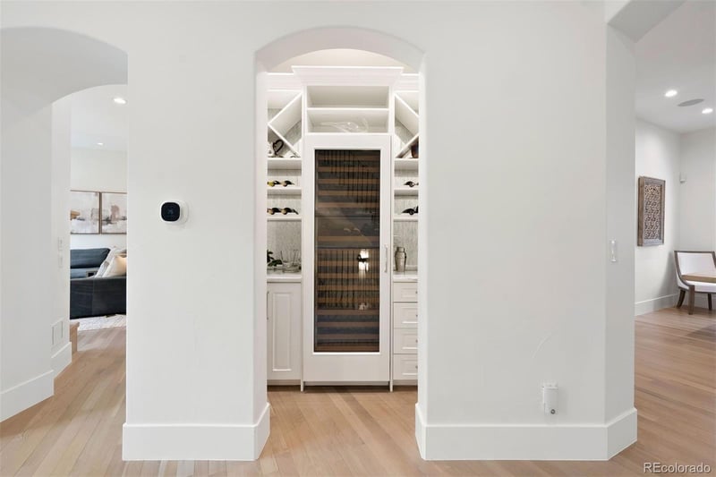 100 University Blvd #5, Denver, CO 80209