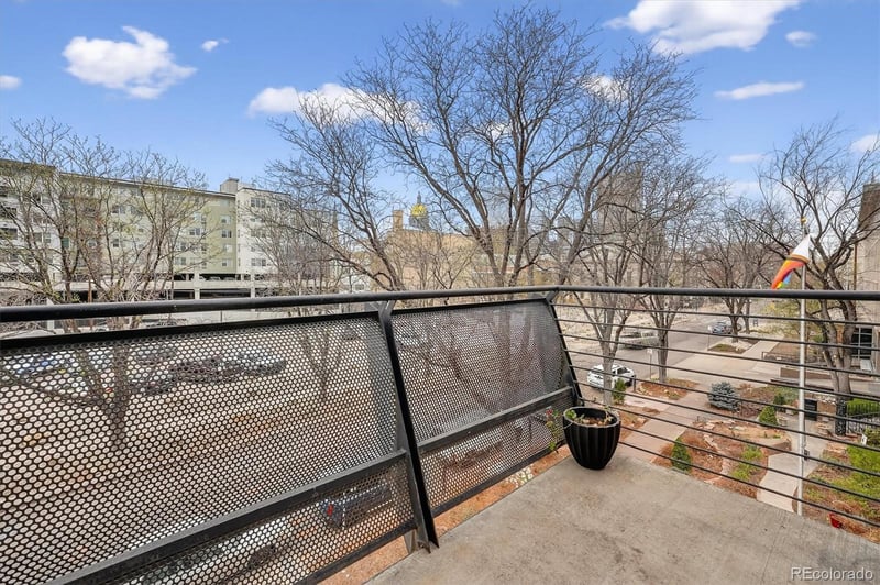 1336 N Logan St #401, Denver, CO 80203