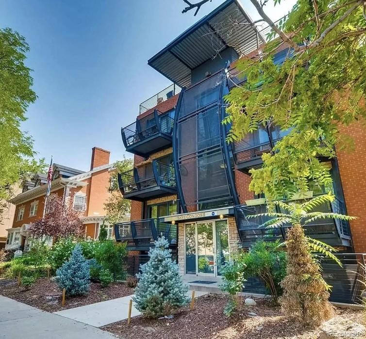 1336 N Logan St #401, Denver, CO 80203