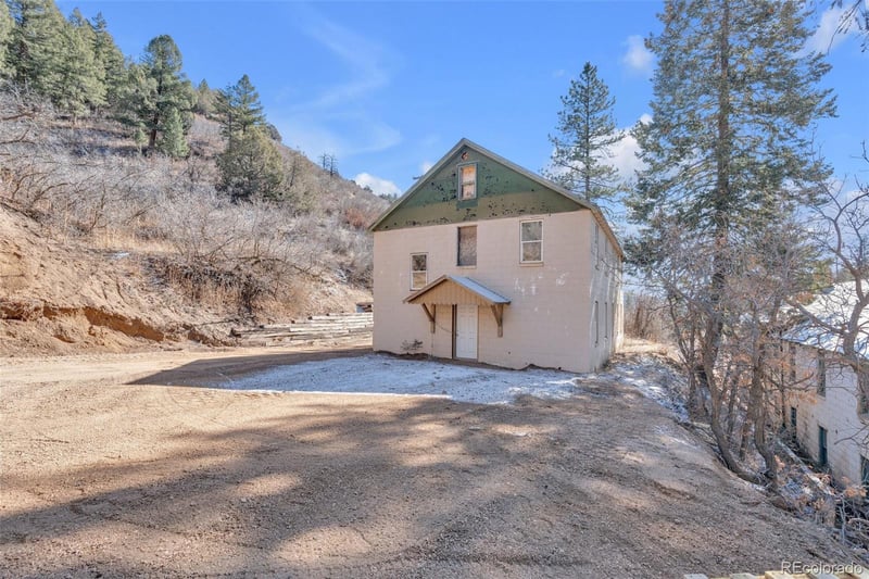 1906 Hidden Valley Rd, Sedalia, CO 80135