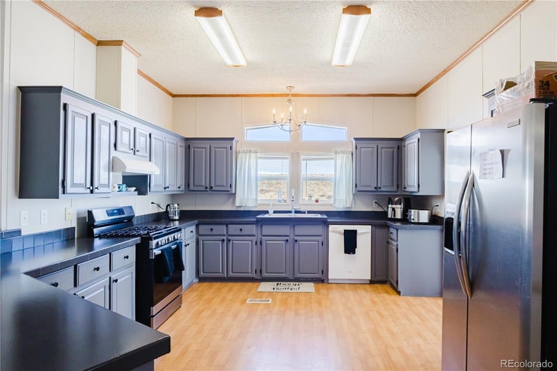 25220 Myers Rd, Colorado Springs, CO 80928