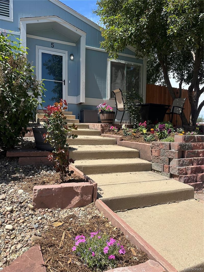 7996 Chase Cir #5, Arvada, CO 80003