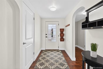 2916 Downing St, Englewood, CO 80113