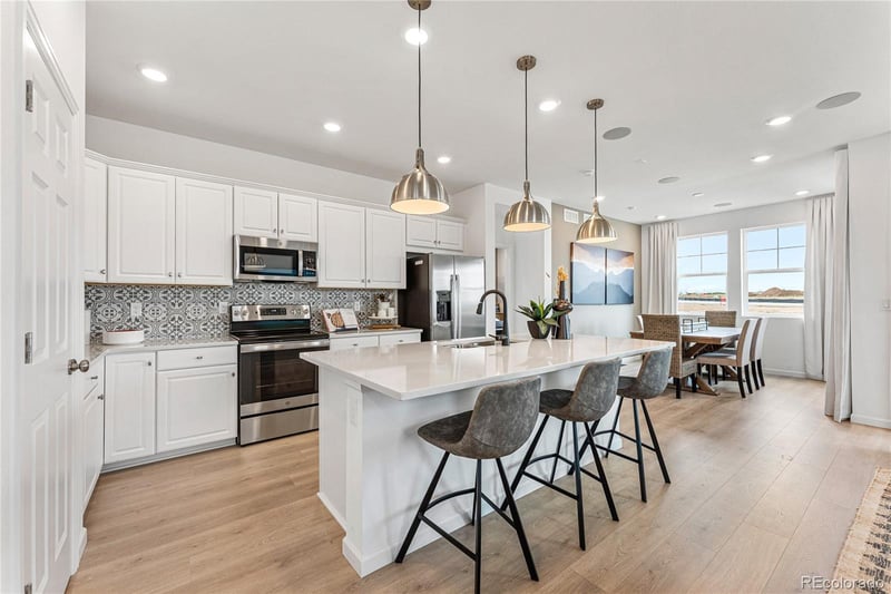 3328 Duquesne Way, Aurora, CO 80019