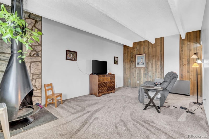 364 Ironton St #424, Aurora, CO 80012