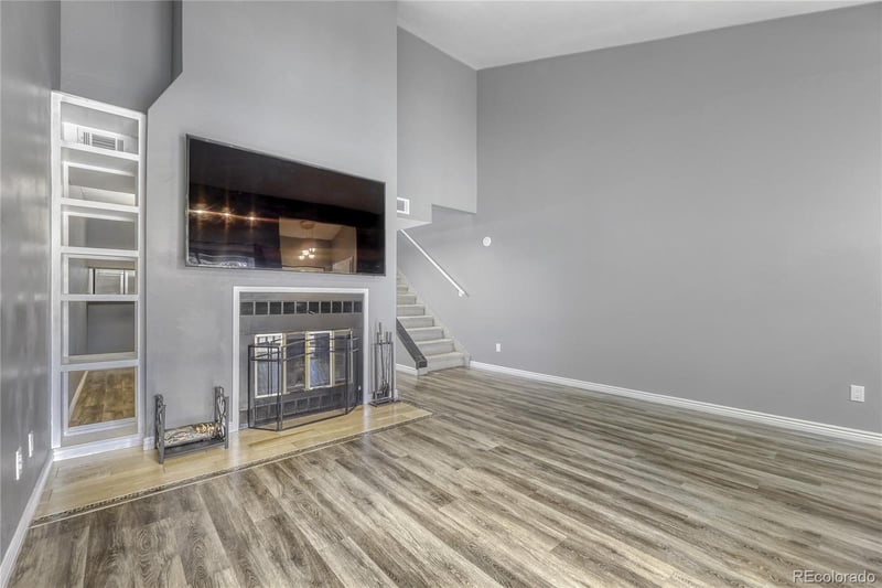 540 S Forest St #202, Denver, CO 80246