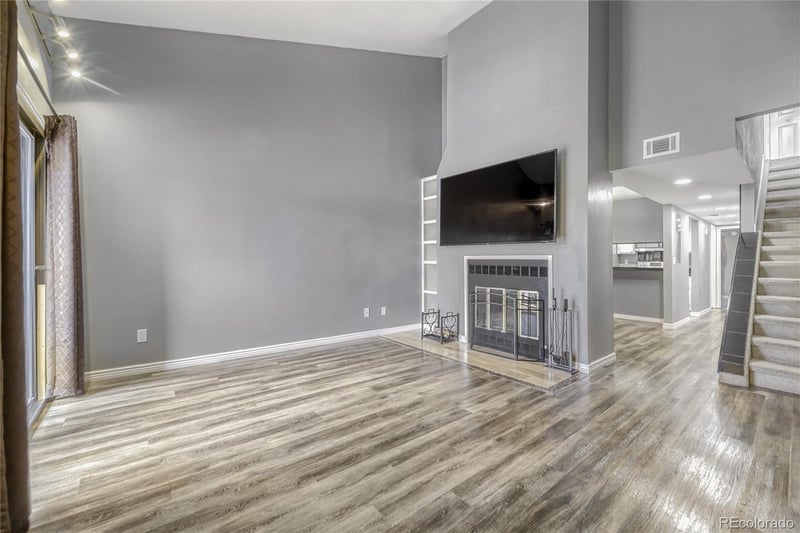 540 S Forest St #202, Denver, CO 80246