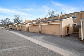 2892 Ursula St, Aurora, CO 80014