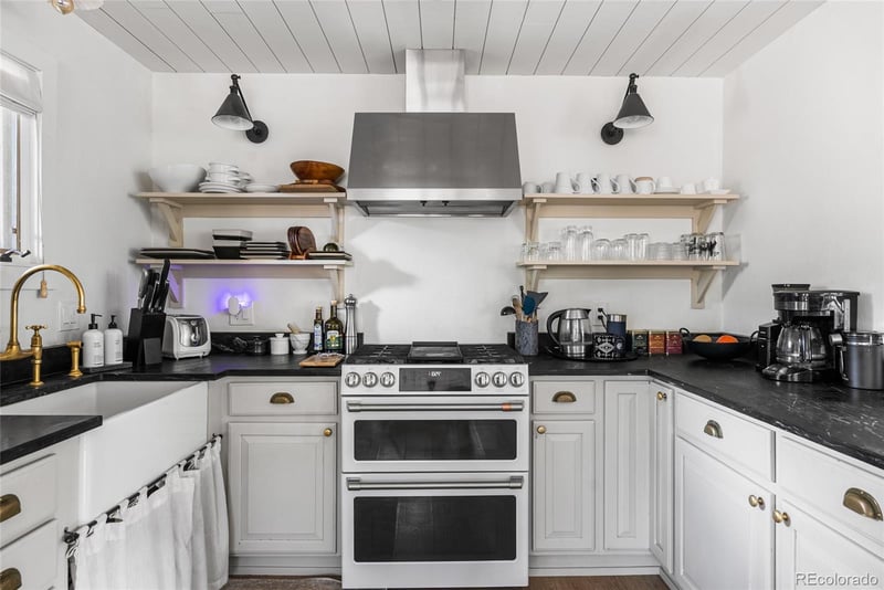 30776 Burland Rd, Golden, CO 80403